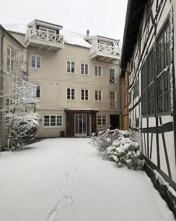 Stemningsfuld Lejlighed - 3 Minutters Gang Fra H.c. Andersens Hus 公寓 *